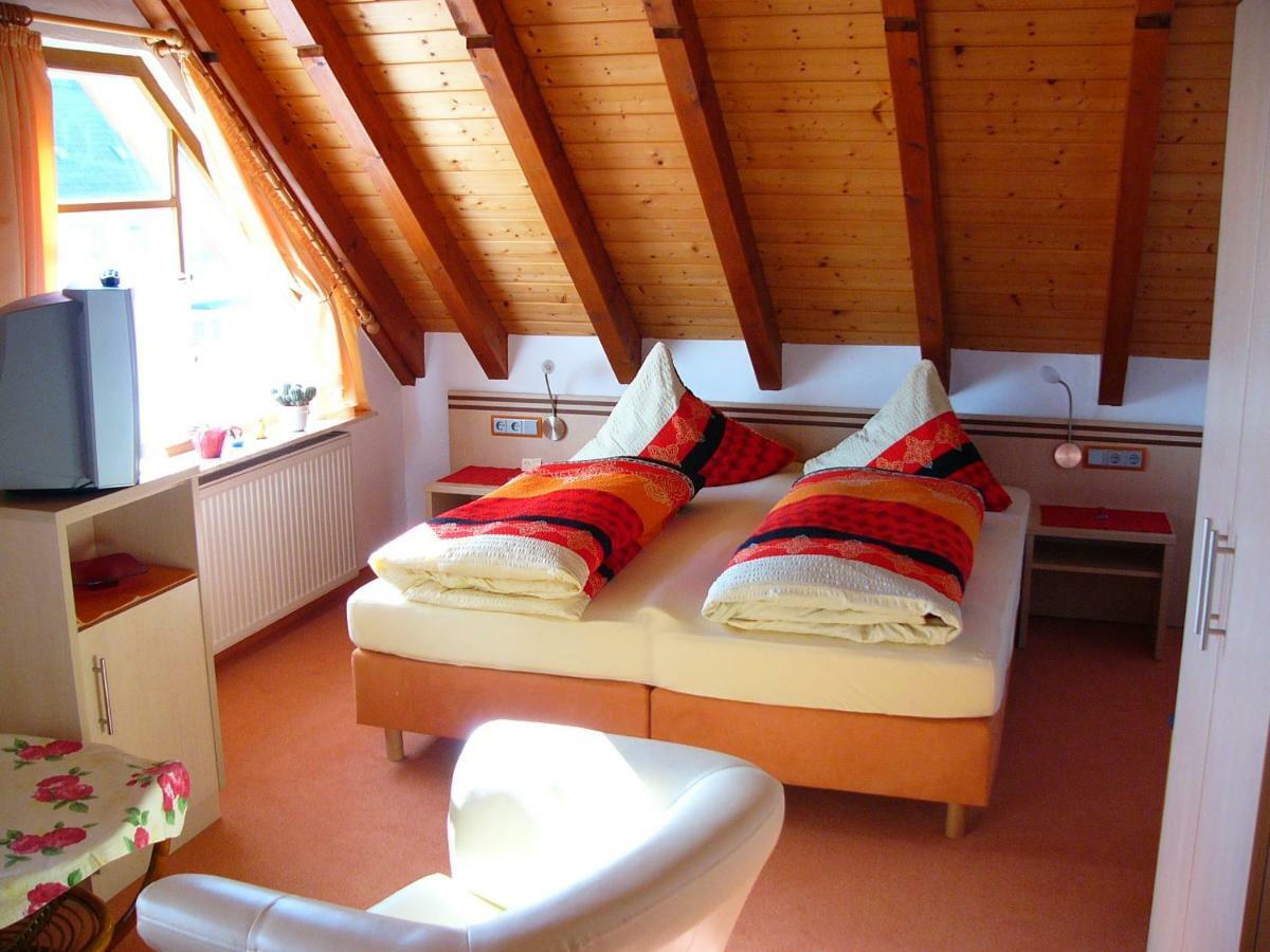 Gaestezimmer Schanz-Hilbel Burladingen Exterior photo